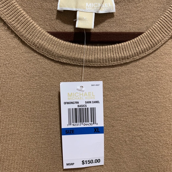 Michael Kors.♥️ fur sleeves details top - Picture 8 of 11